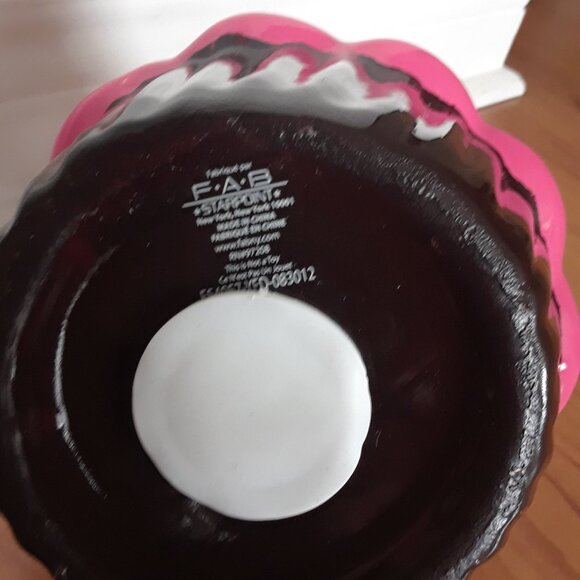 F•A•B Starpoint Cupcake Coin Bank With Sprinkles - Picture 4 of 6